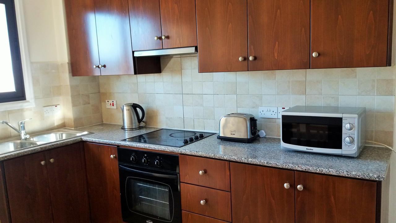 202 Mandritis Court Lejlighed Larnaca Eksteriør billede